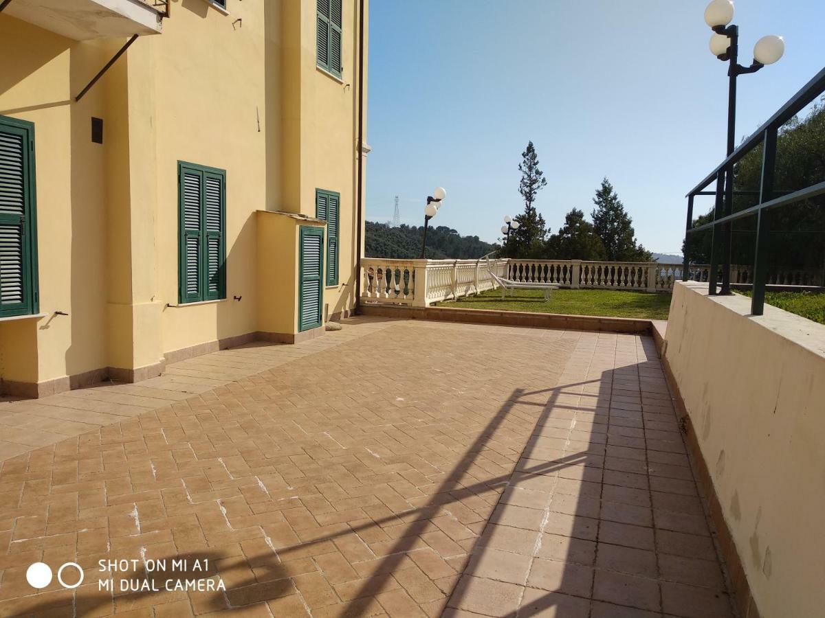 Villa A Ca Du Cappellan Agriturismo Imperia Exterior foto